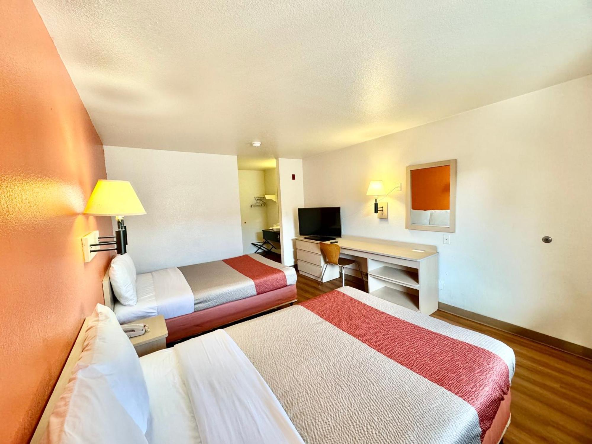 Motel 6-Bellflower, Ca - Los Angeles Kültér fotó