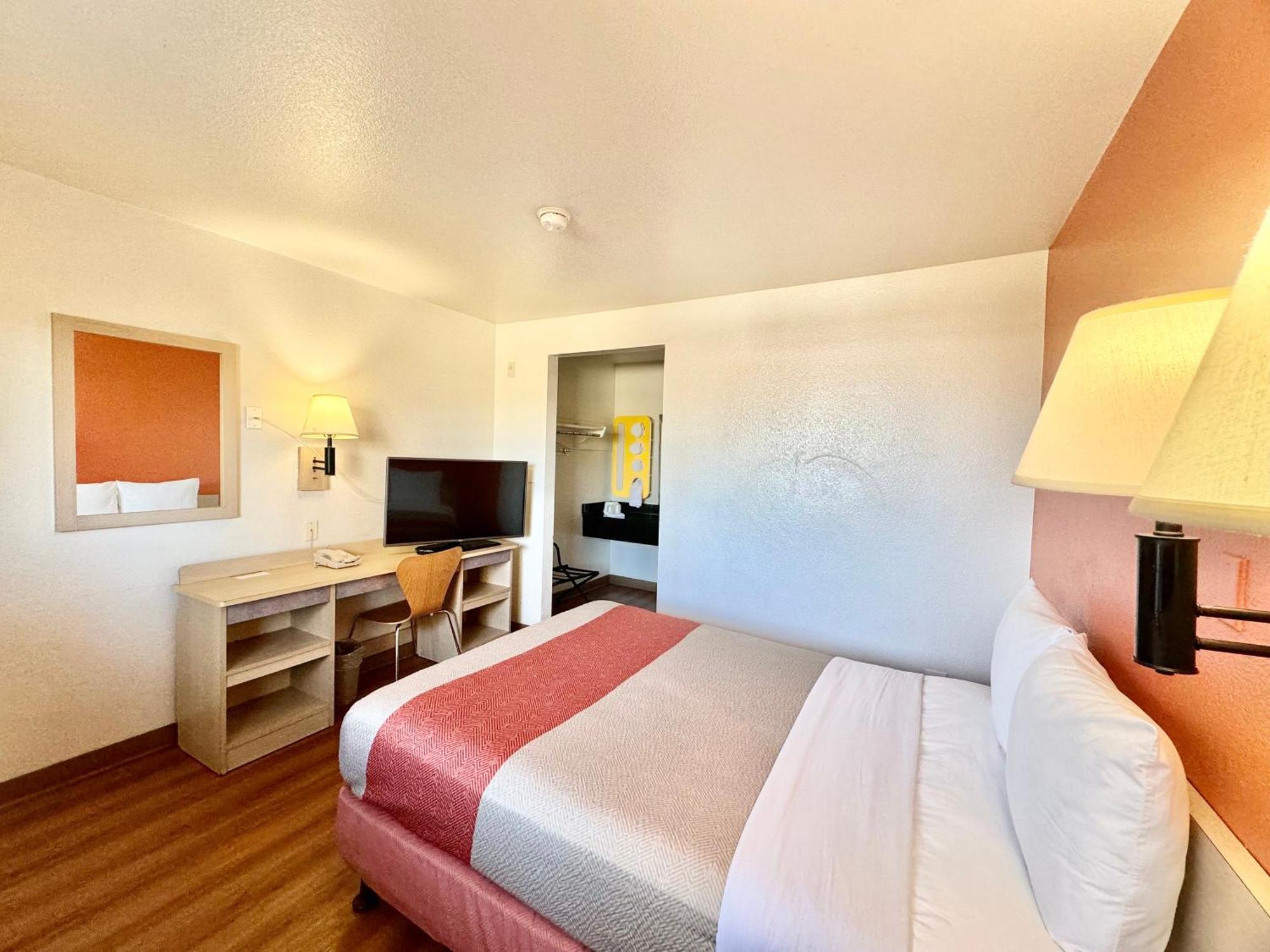 Motel 6-Bellflower, Ca - Los Angeles Kültér fotó