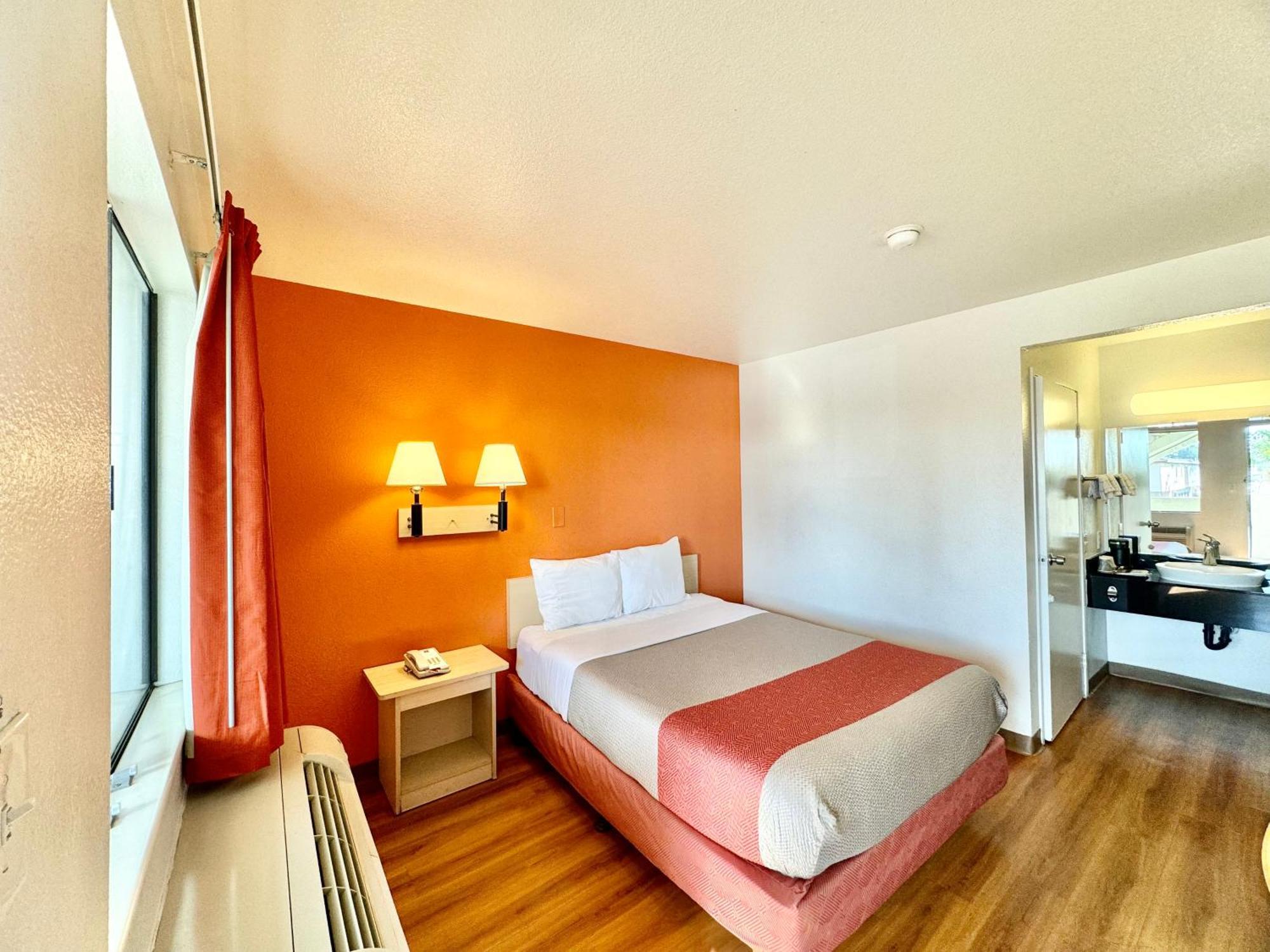 Motel 6-Bellflower, Ca - Los Angeles Kültér fotó