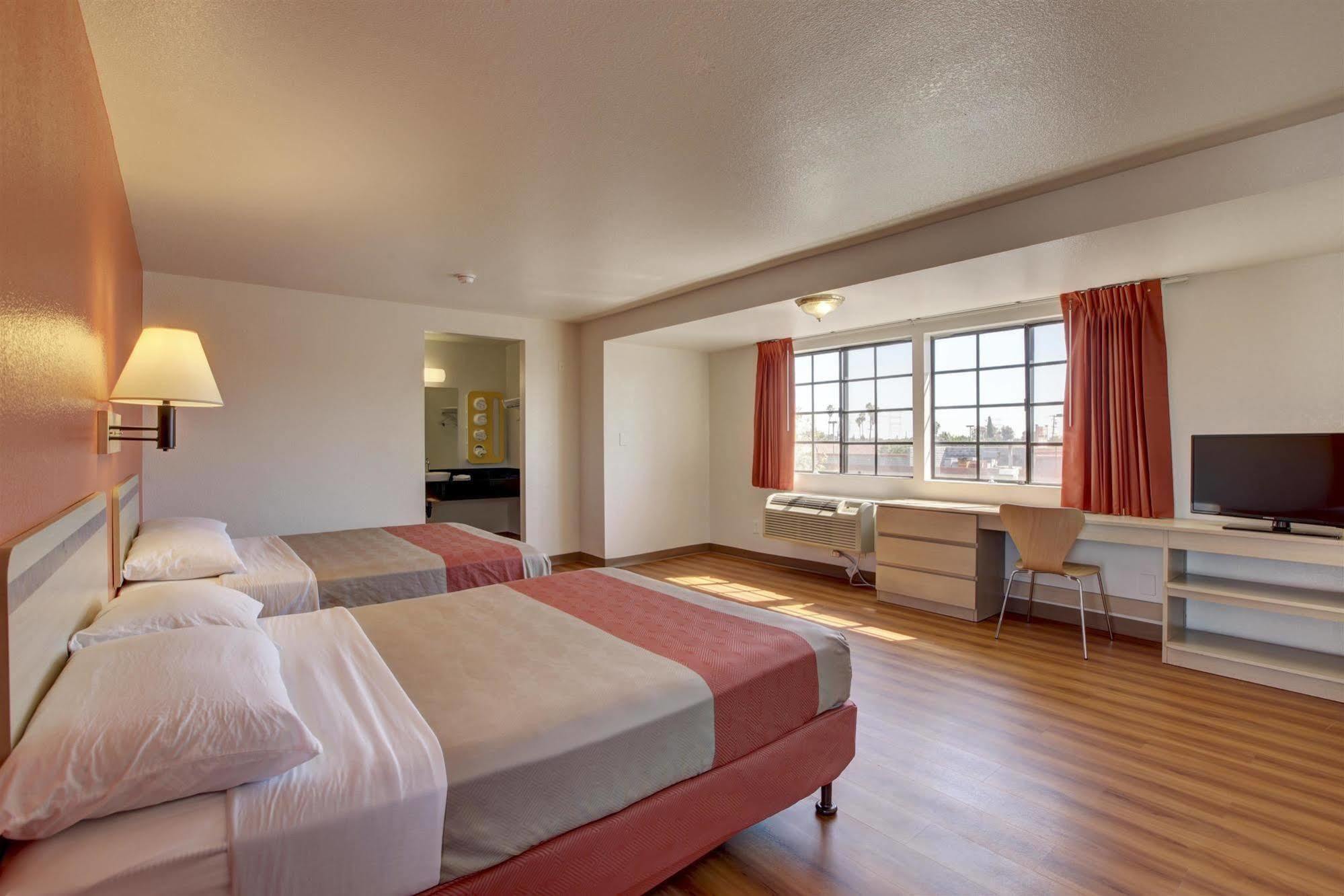 Motel 6-Bellflower, Ca - Los Angeles Kültér fotó