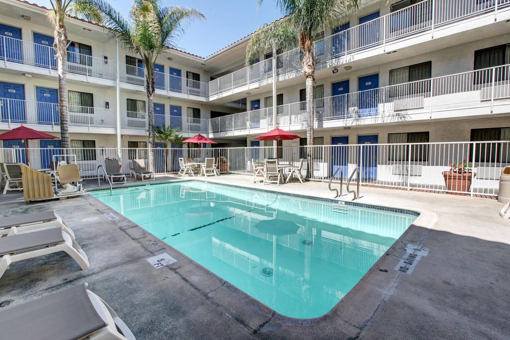 Motel 6-Bellflower, Ca - Los Angeles Kültér fotó